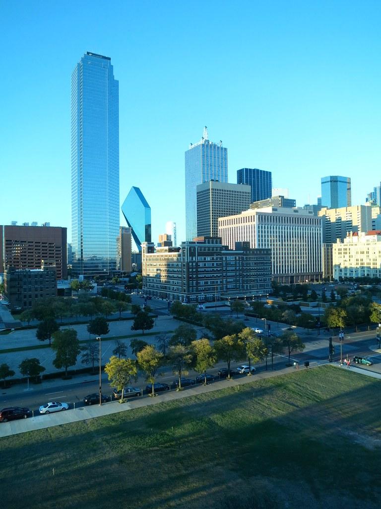 Dallas Retail Boom Reshapes Job Market, Drives Talent Demand